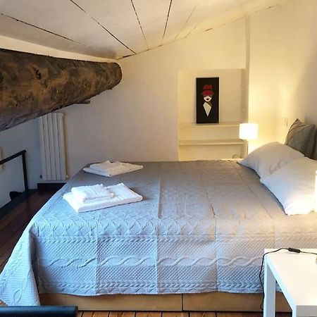 La Petite Maison - Two-Room Apartment แบร์กาโม ภายนอก รูปภาพ