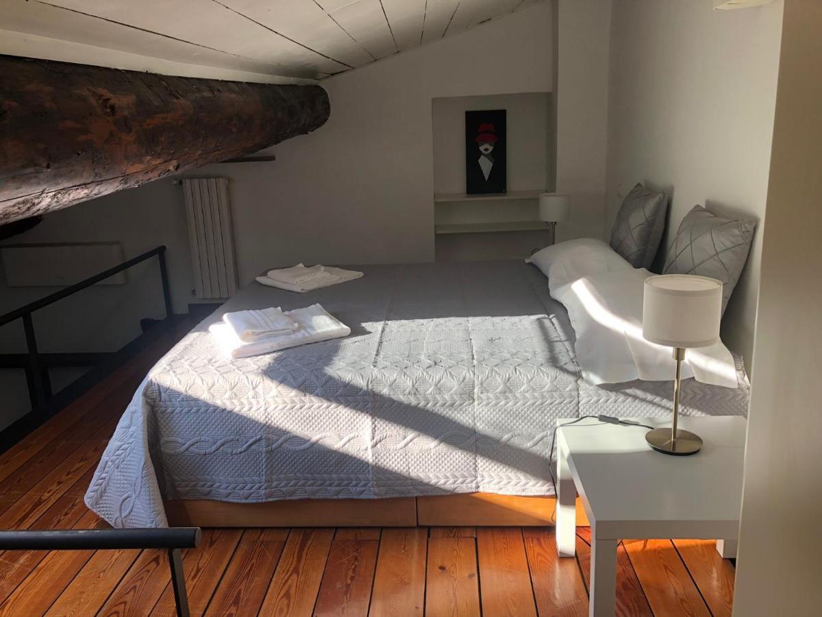 La Petite Maison - Two-Room Apartment แบร์กาโม ภายนอก รูปภาพ