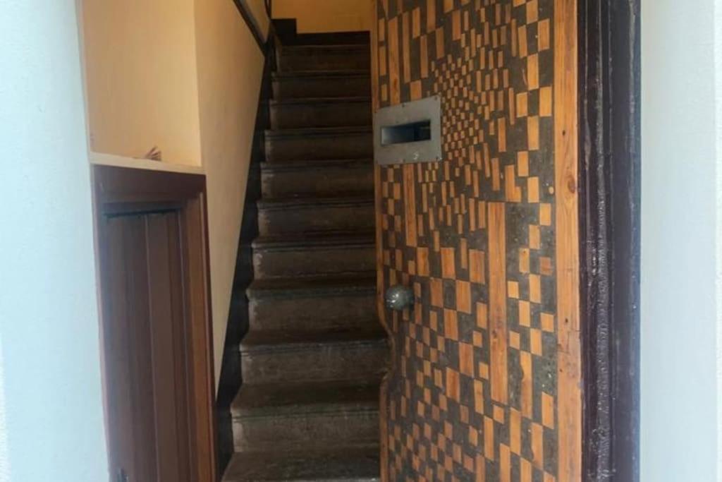 La Petite Maison - Two-Room Apartment แบร์กาโม ภายนอก รูปภาพ